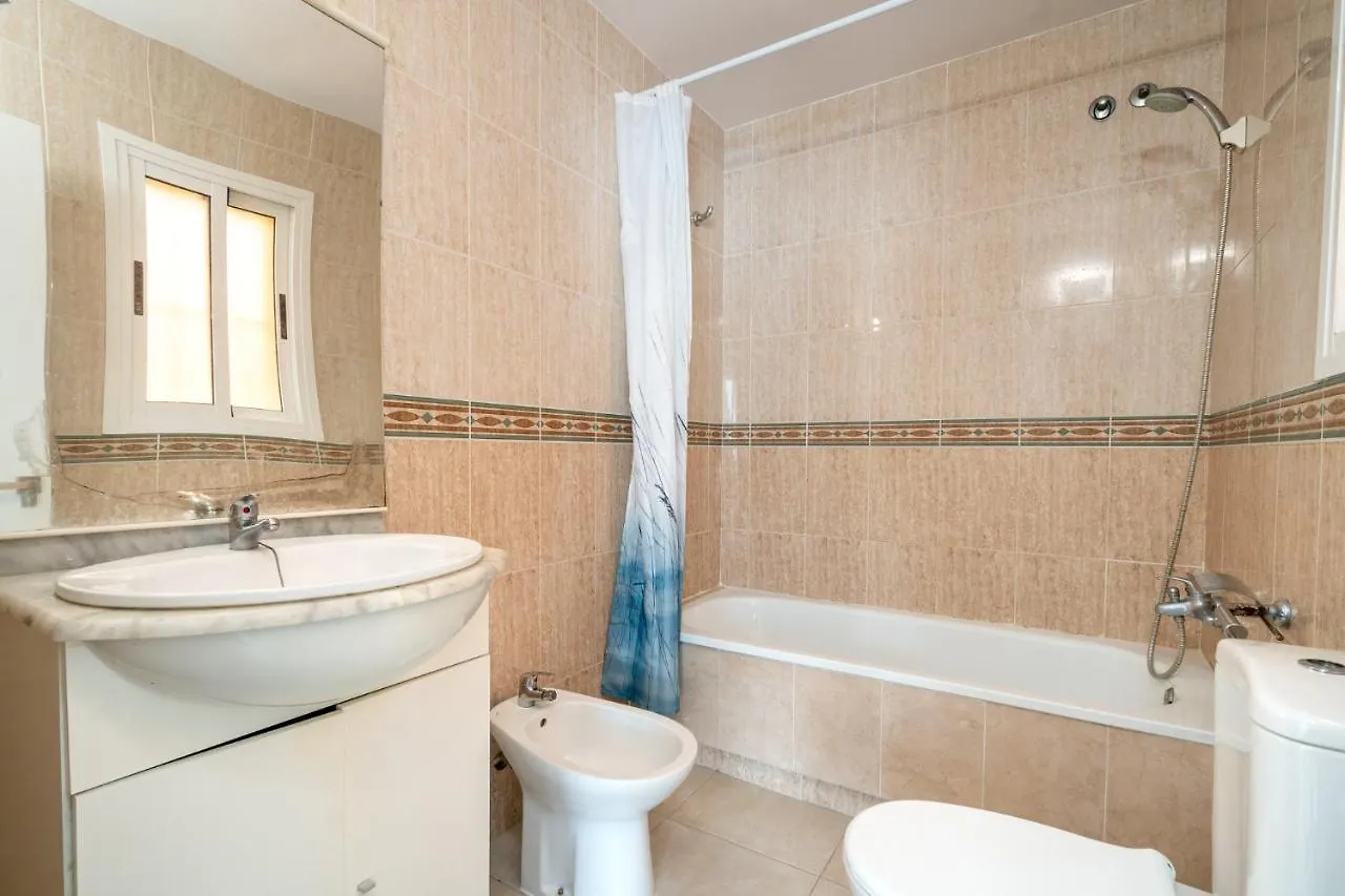 29 Close To The Beach, 2 Bedroom Sabinillas Manilva Andalusia San Luis de Sabinillas