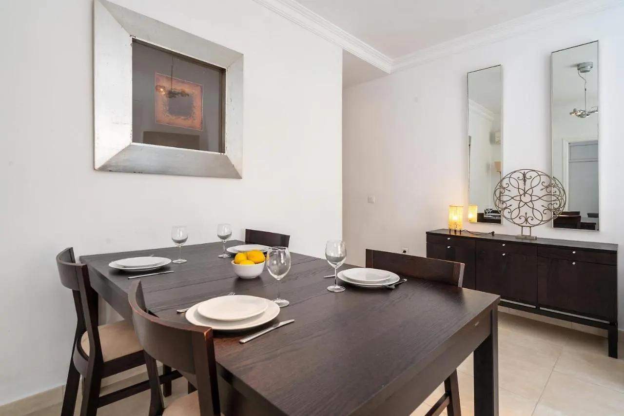 29 Close To The Beach, 2 Bedroom Sabinillas Manilva Andalusia San Luis de Sabinillas